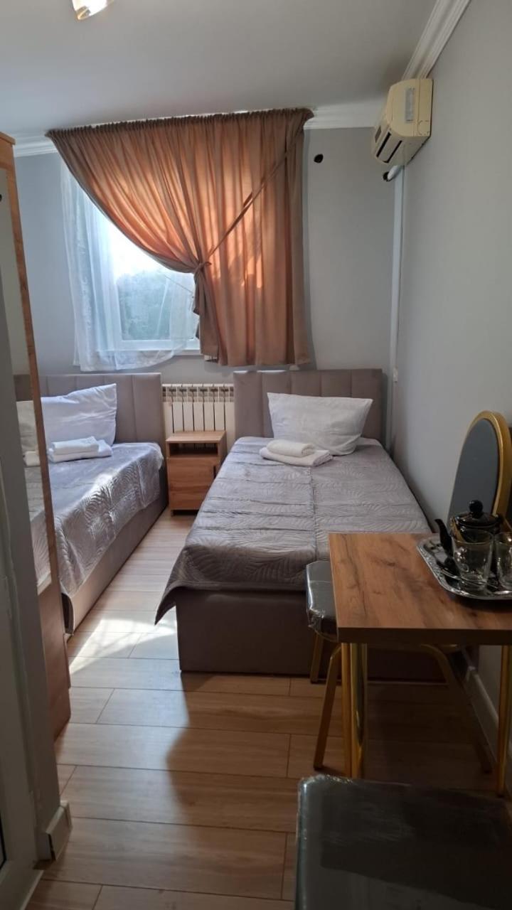 Golden Time Otel Almatı Dış mekan fotoğraf